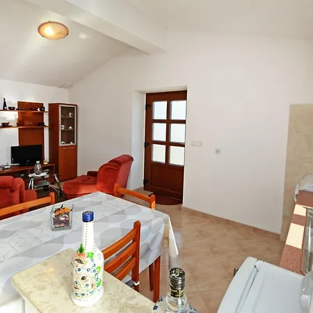 Maslina For Max 8 Persons With Garden, 12km From Porec Gostinjska kuća 3*