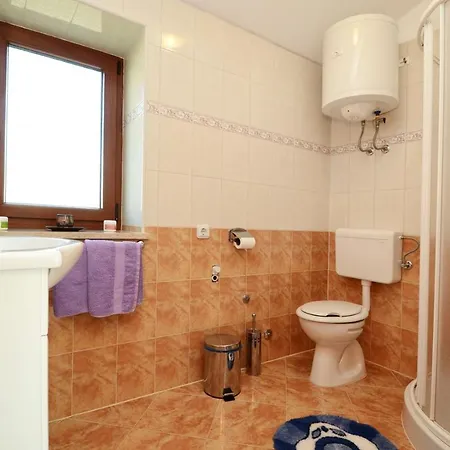 Maslina For Max 8 Persons With Garden, 12km From Porec Gostinjska kuća 3*