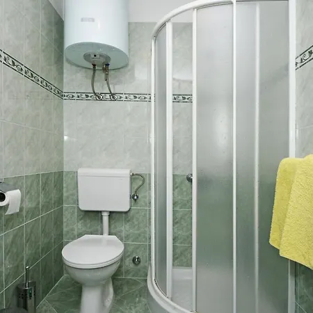 Maslina For Max 8 Persons With Garden, 12km From Porec Guest house